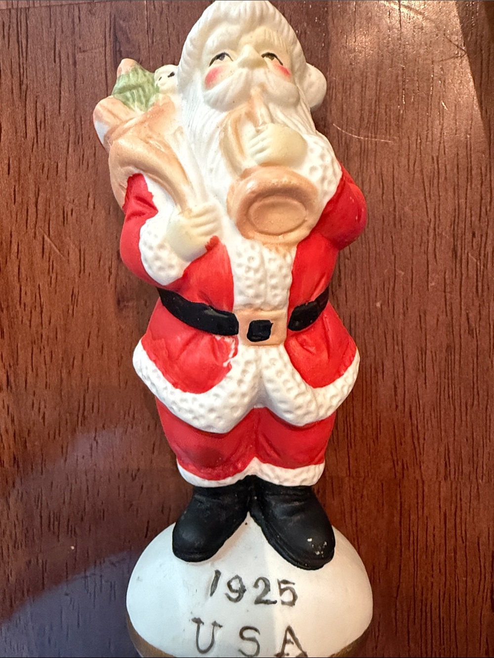 Vintage Santa Claus 🧑‍🎄 Figurine